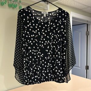 Dress barn size medium blouse